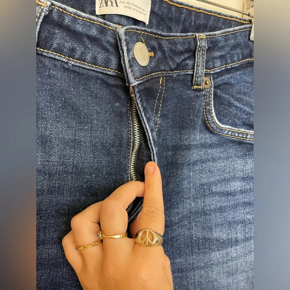 Zara|| Blue Jean Boot Cut, Size 14. Worn Once. With stretch - Picture 4 of 9